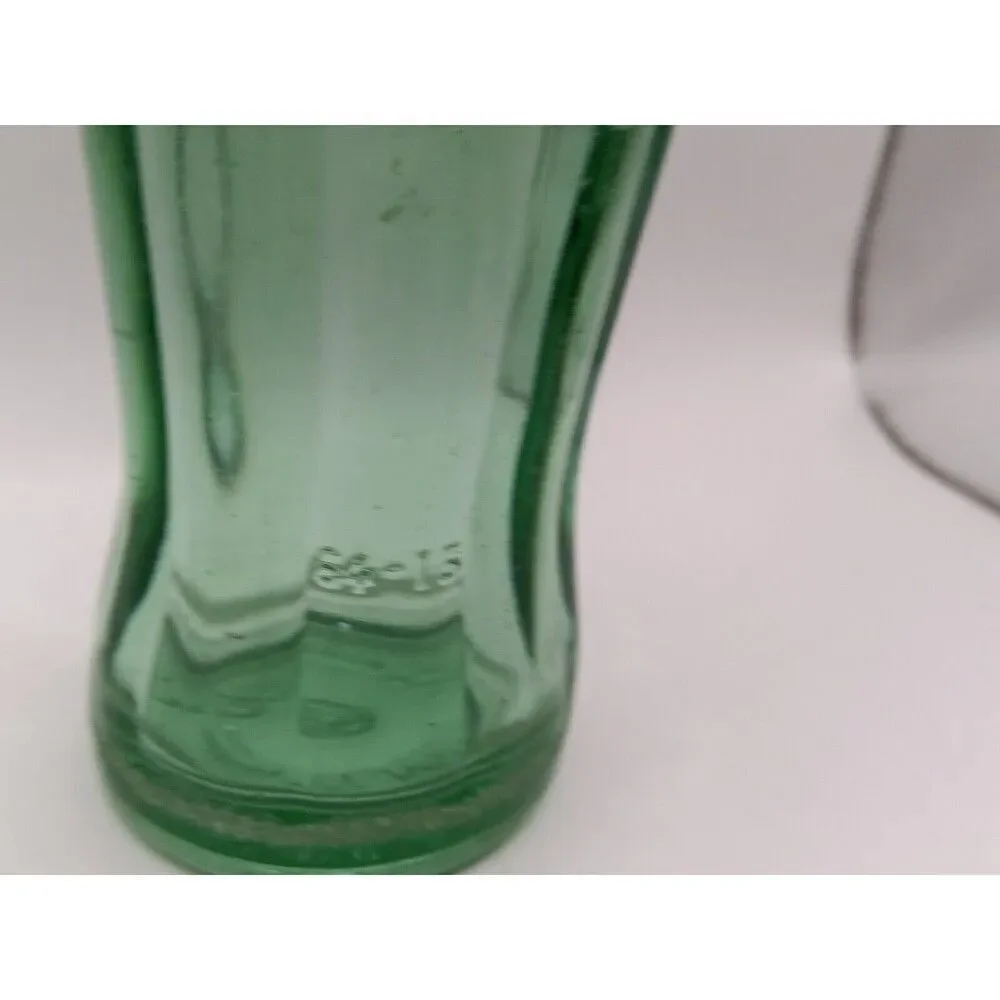 Vintage Coca Cola 6 1/2 oz. Green Glass Bottle Wilmington De W/ Cap 63-90